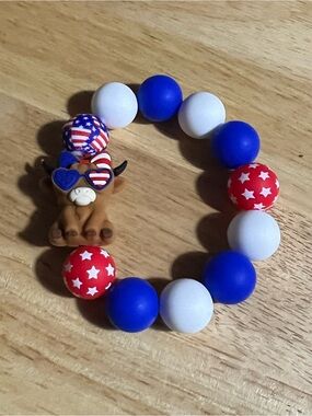 Patriotic Beaded Stretch Bracelet with Bull Charm B200